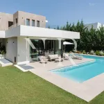 Newly built villa for sale in the La Cerquilla residential area 2
