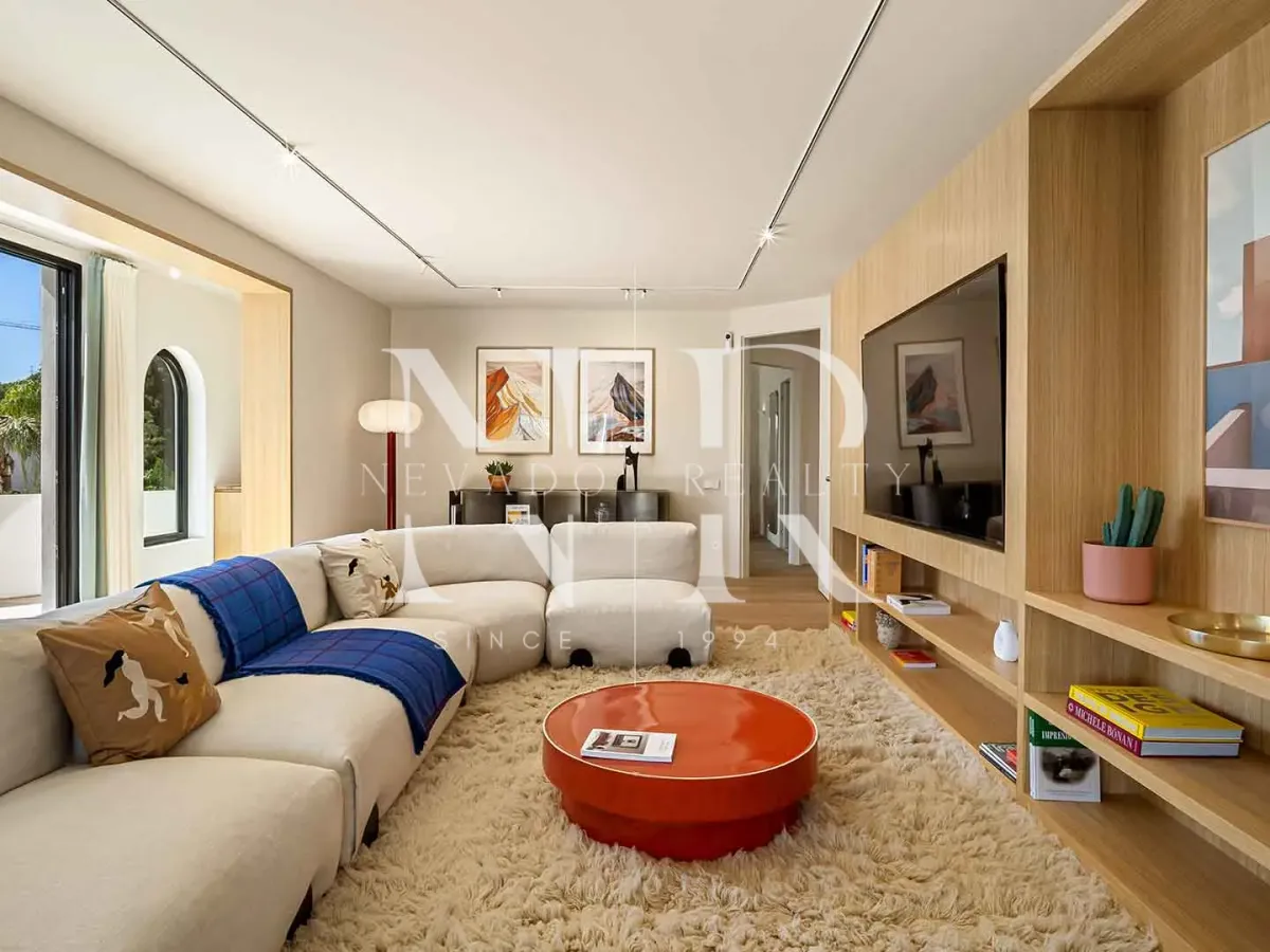 Villa in Las Brisas Golf completely renovated for sale