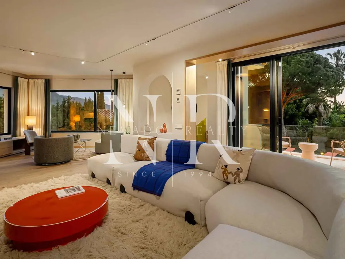 Villa in Las Brisas Golf completely renovated for sale