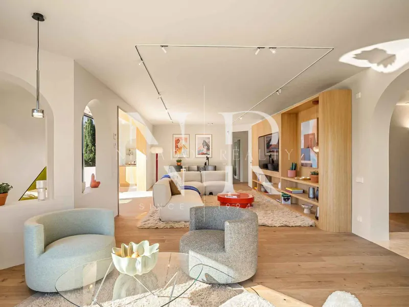 Villa in Las Brisas Golf completely renovated for sale