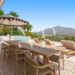 Villa in Nueva Andalucía with sea views for sale 4