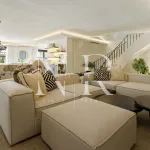 Villa in Nueva Andalucía with sea views for sale 12