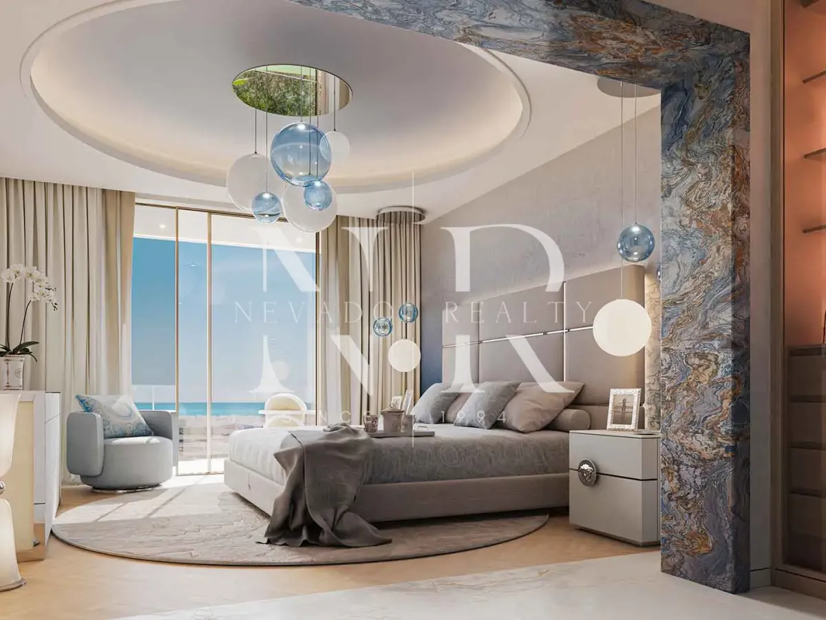 Designer villa for sale in Lomas de Nueva Andalucía