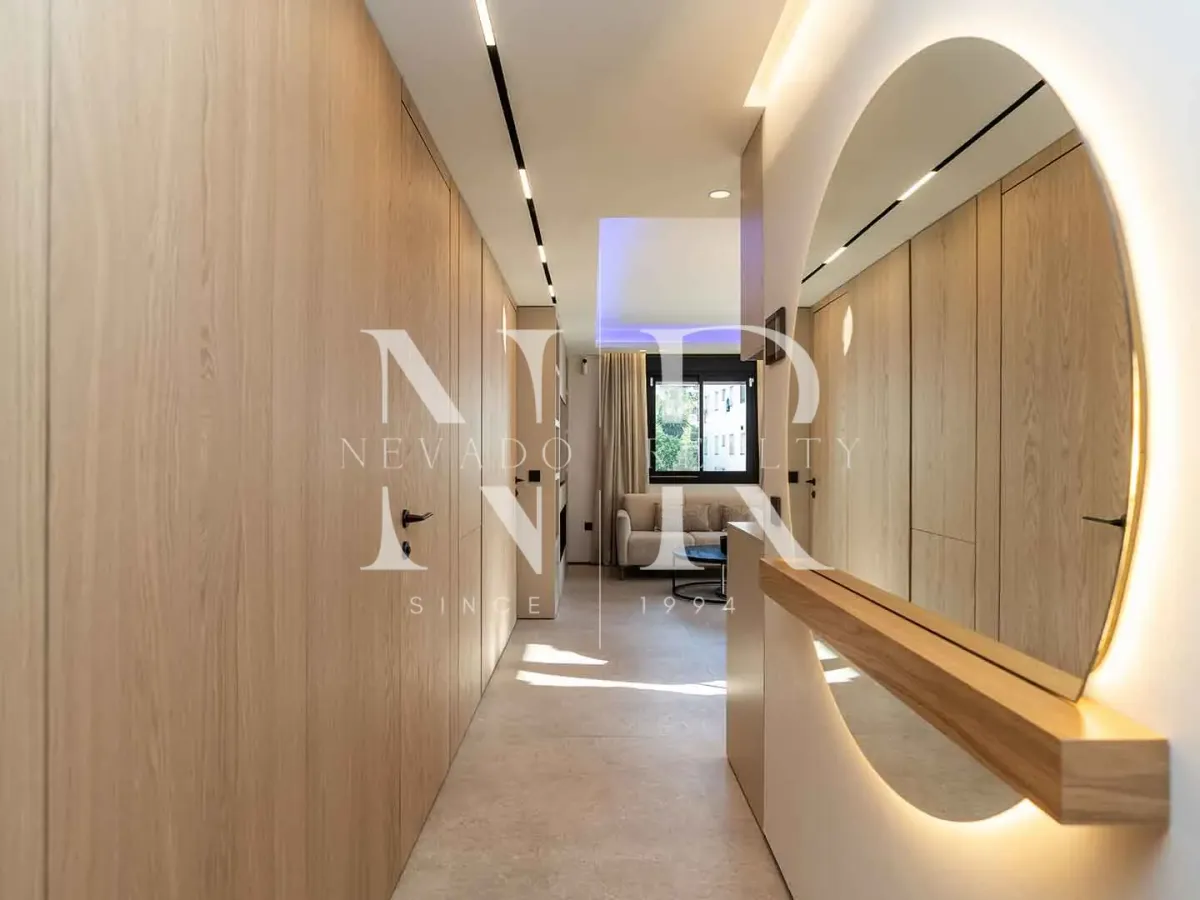 Apartment for sale in Nueva Andalucía just minutes from the beach