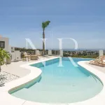 Villa in Las Lomas de Nueva Andalucía with panoramic sea views for sale 2