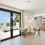 Villa in Las Lomas de Nueva Andalucía with panoramic sea views for sale 10