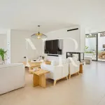 Villa in Las Lomas de Nueva Andalucía with panoramic sea views for sale 12