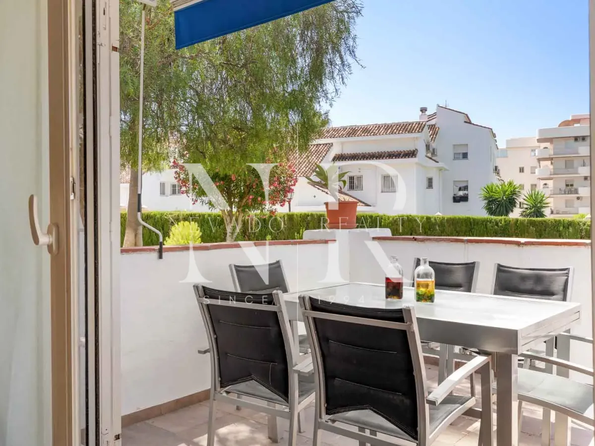 Apartment in Nueva Andalucía for sale