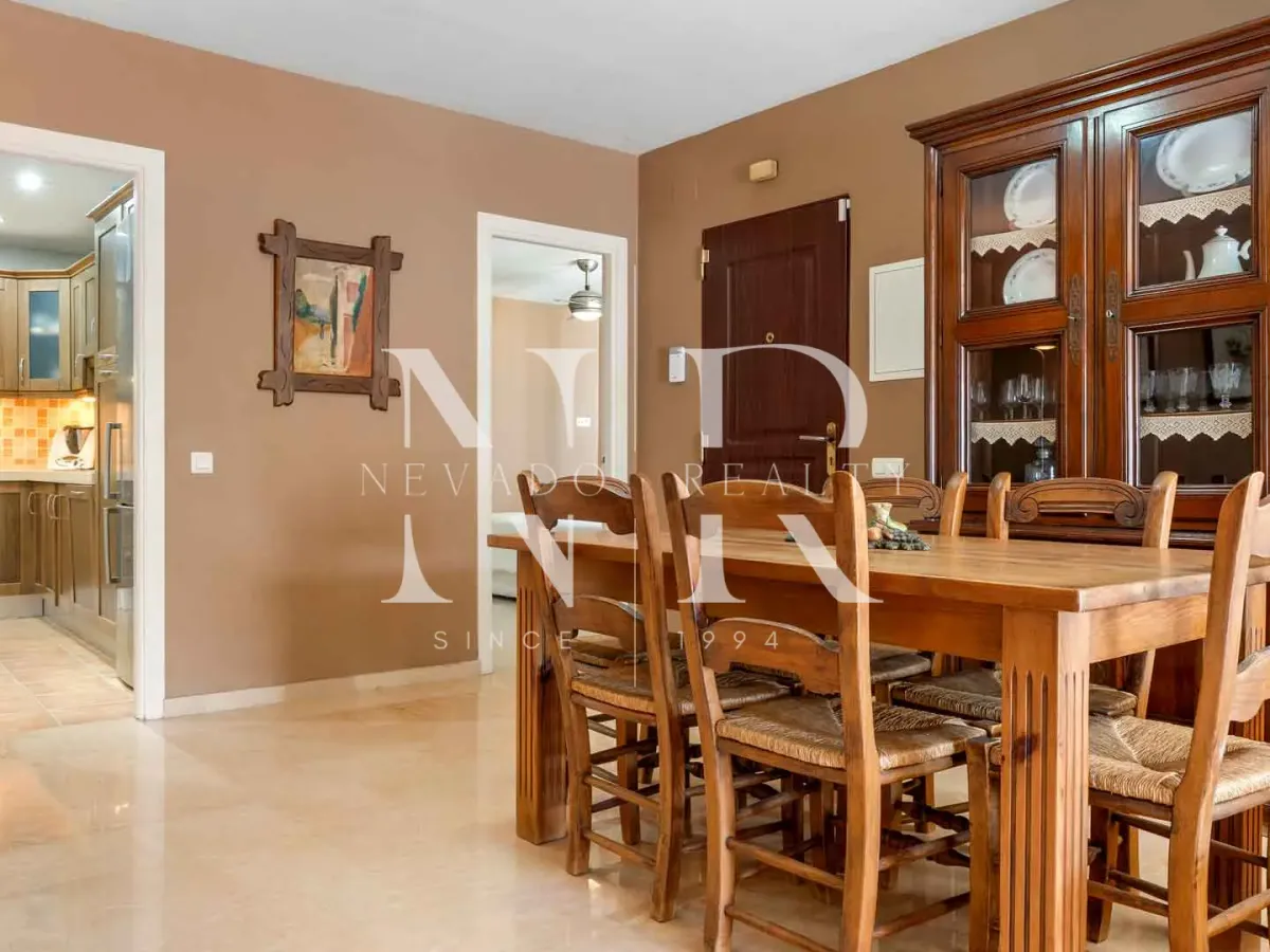 Apartment in Nueva Andalucía for sale