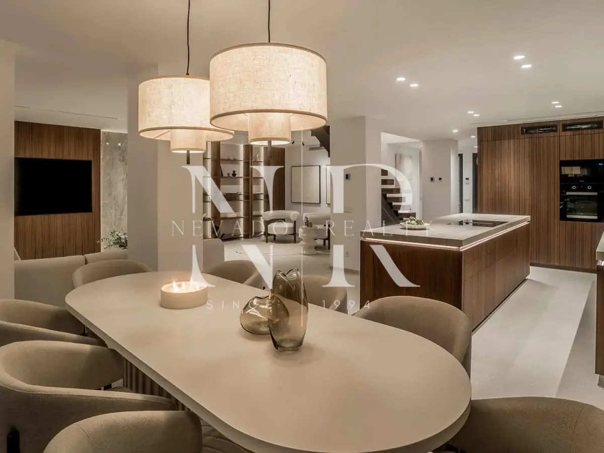 Completely renovated semi-detached house in Urbanización Peñablanca for sale