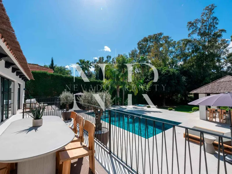 Completely refurbished villa in Nueva Andalucia for sale