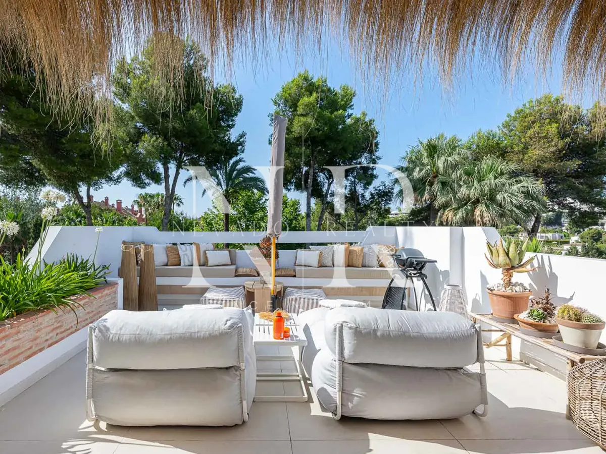 Boho style villa in Atalaya Rio Verde for sale