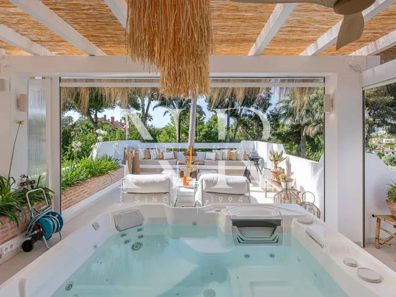 Boho style villa in Atalaya Rio Verde for sale