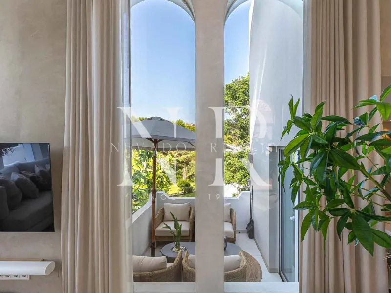 Boho style villa in Atalaya Rio Verde for sale