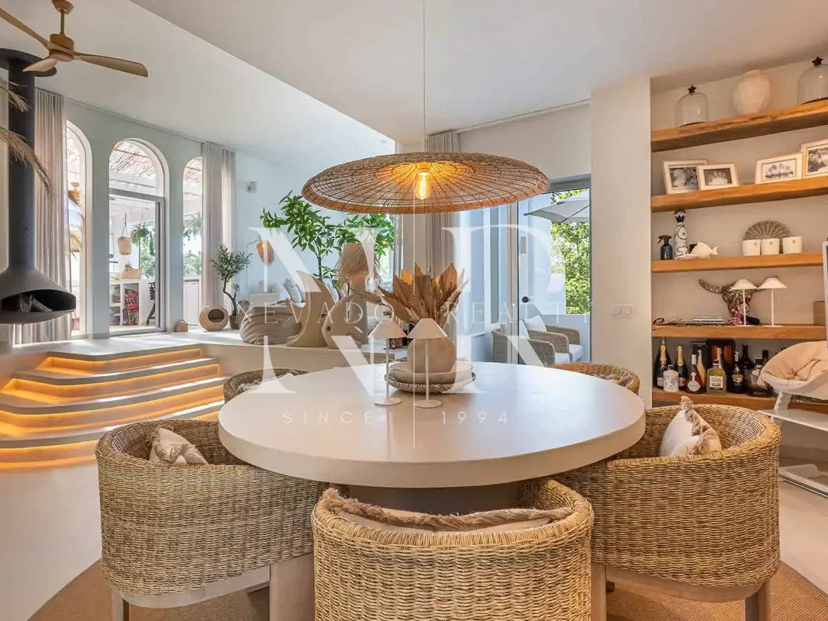 Boho style villa in Atalaya Rio Verde for sale