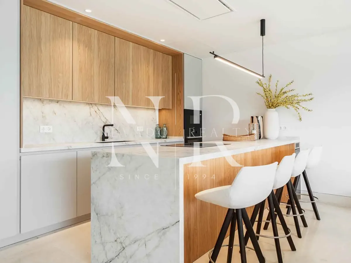 Newly built penthouse in Aloha for sale