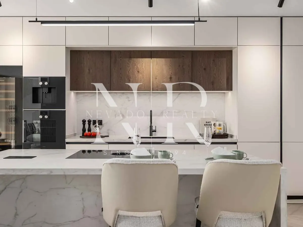 Apartment in Les Belvederes residential complex with panoramic sea views for sale