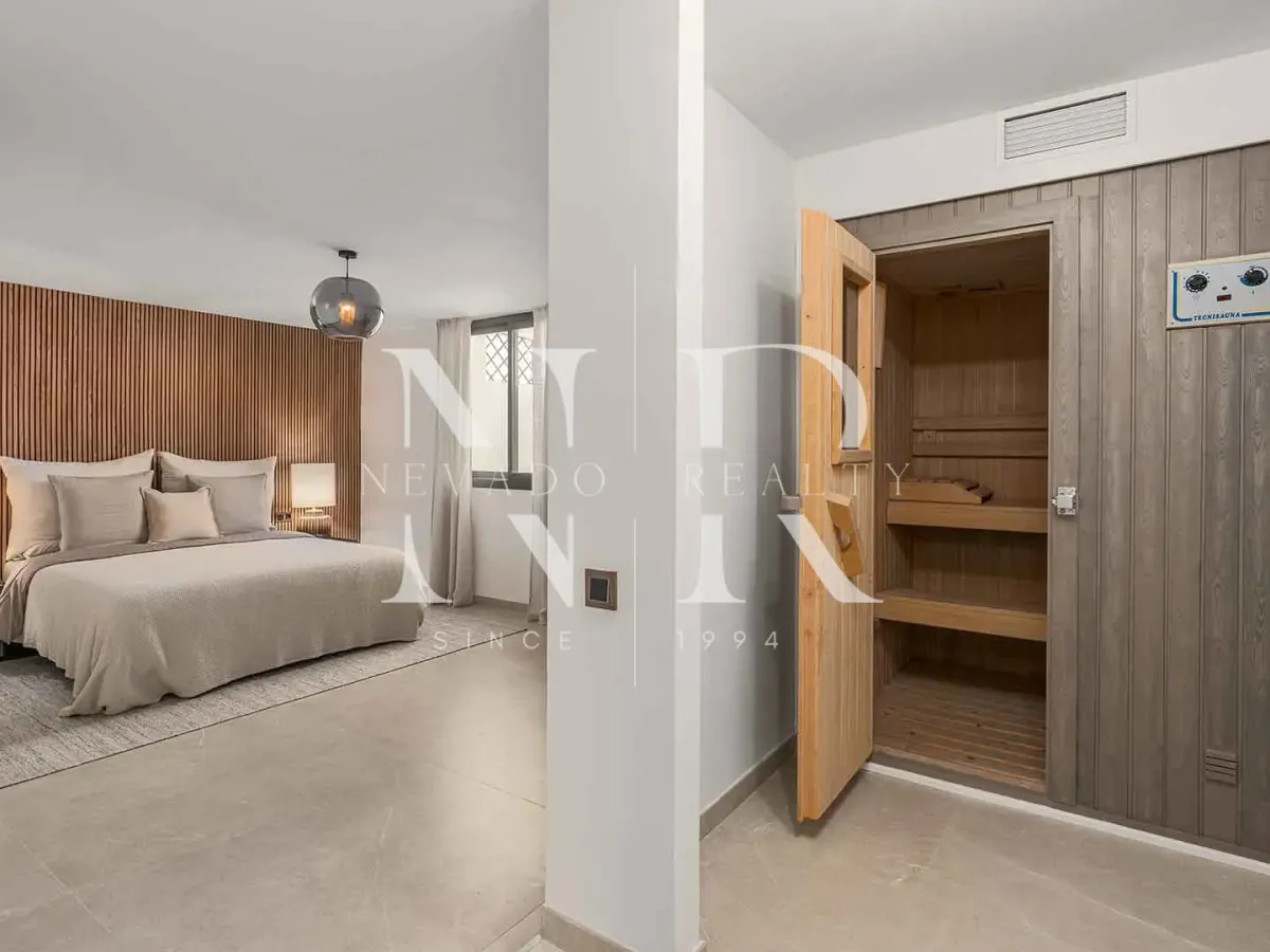 Completely renovated villa in the Altos del Rodeo residential area for sale