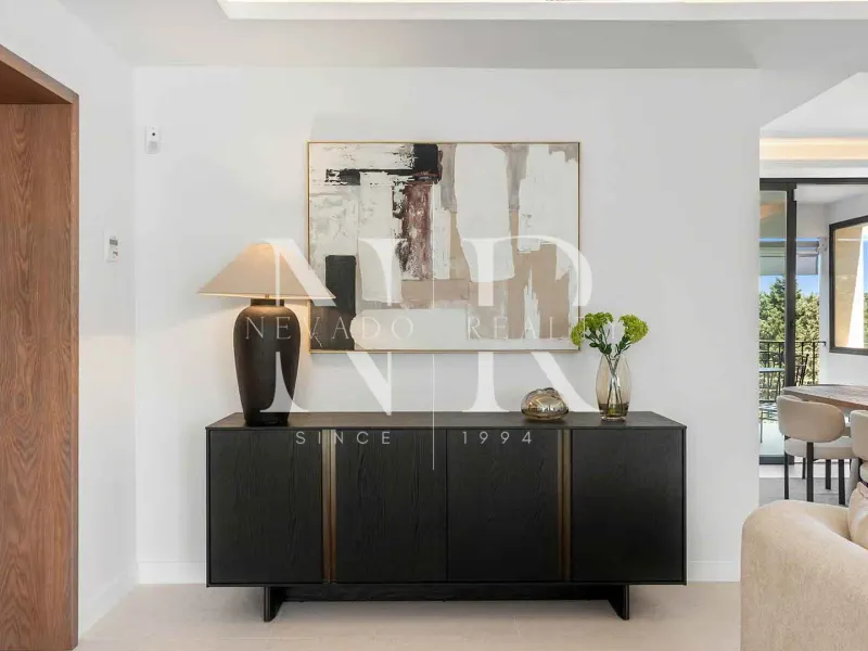 Townhouse in Los Olivos residential complex on the golf course front line for sale