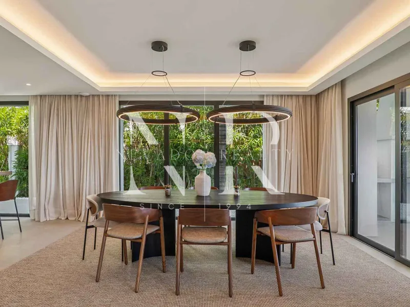 Villa in Los Naranjos Golf with sea views for sale