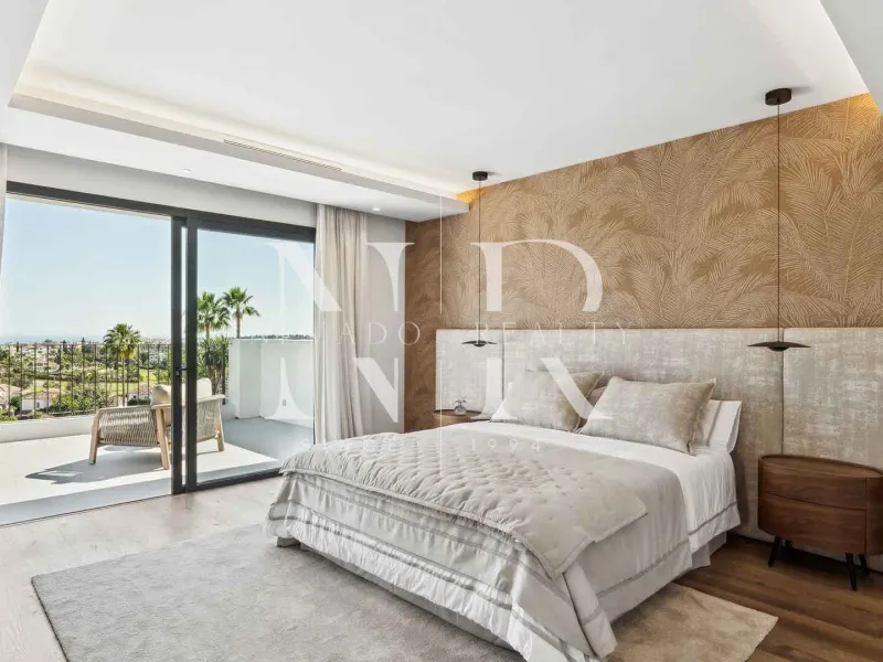 Villa in Los Naranjos Golf with sea views for sale