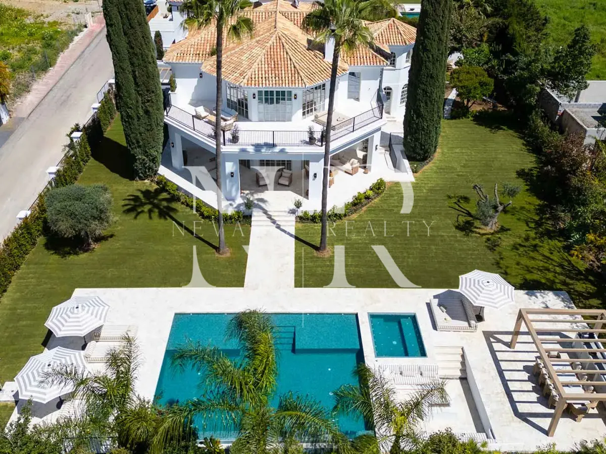 Completely refurbished villa in Nueva Andalucía for sale