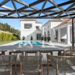 French style villa in La Cerquilla for sale 5