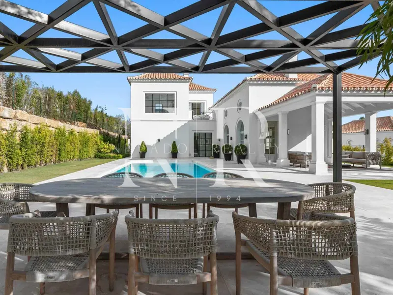 French style villa in La Cerquilla for sale