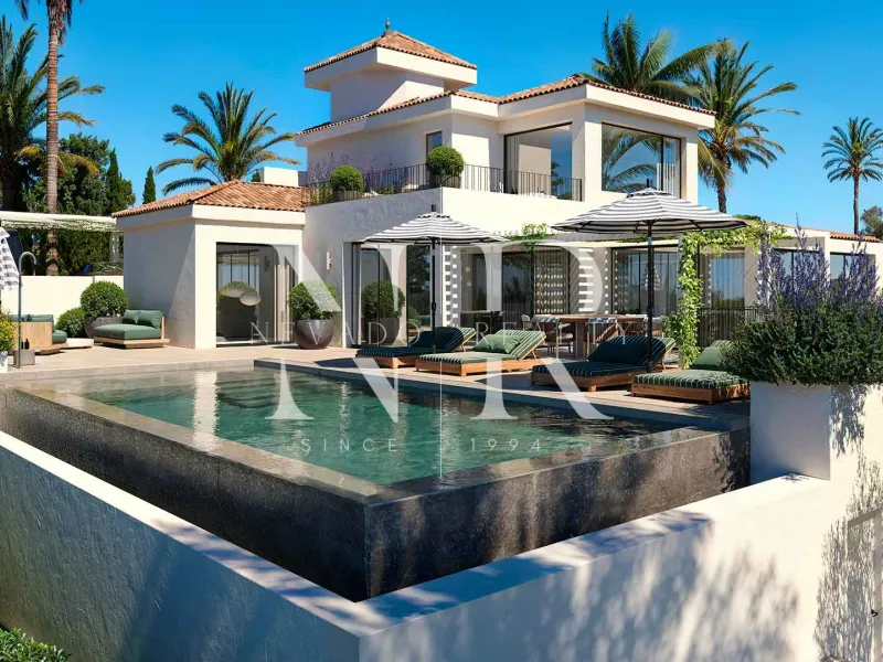 Newly built villa in Los Naranjos Hill Club for sale