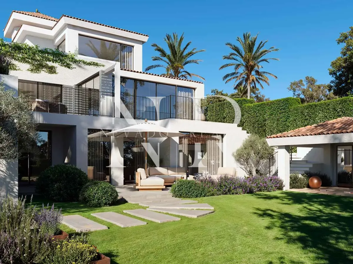 Newly built villa in Los Naranjos Hill Club for sale