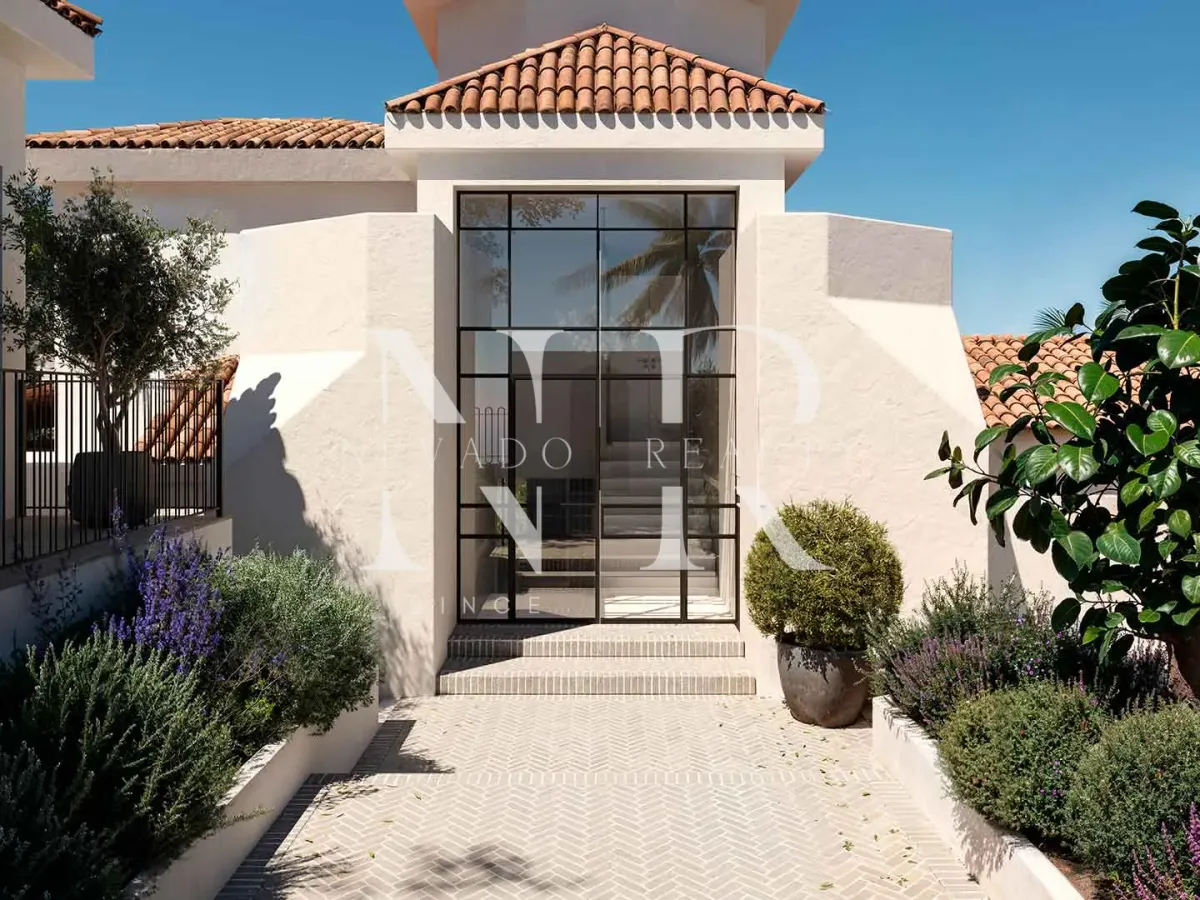 Newly built villa in Los Naranjos Hill Club for sale