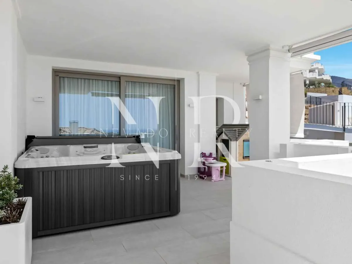 Flat in Urbanization Nine Lions with panoramic views for sale