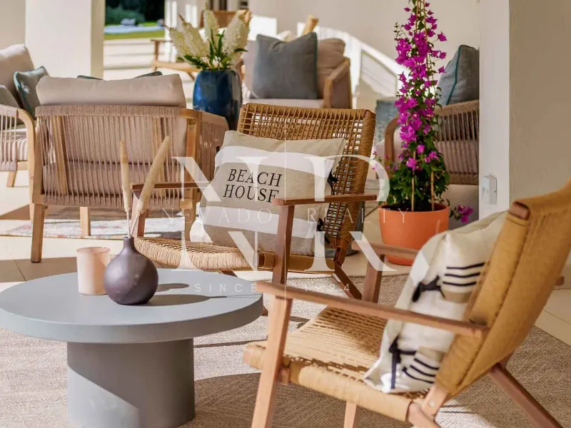 Completely renovated villa in Urbanisation La Cerquilla for sale