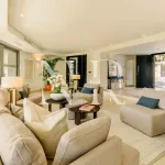 Completely renovated villa in Urbanisation La Cerquilla for sale 10