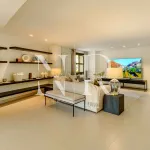 Completely renovated villa in Urbanisation La Cerquilla for sale 11