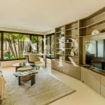 Completely renovated villa in Urbanisation La Cerquilla for sale 12