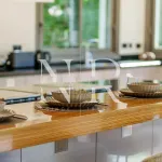 Completely renovated villa in Urbanisation La Cerquilla for sale 15