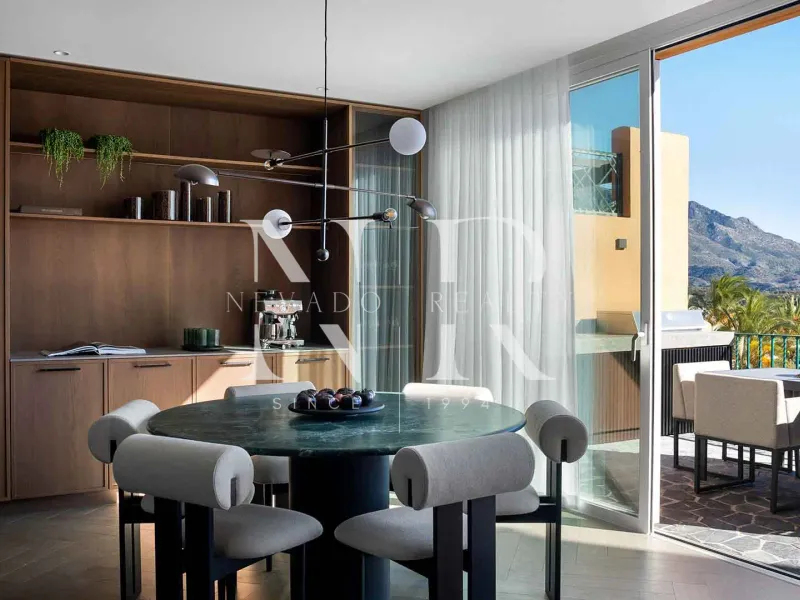 Penthouse in Les Belvederes urbanization with panoramic views for sale