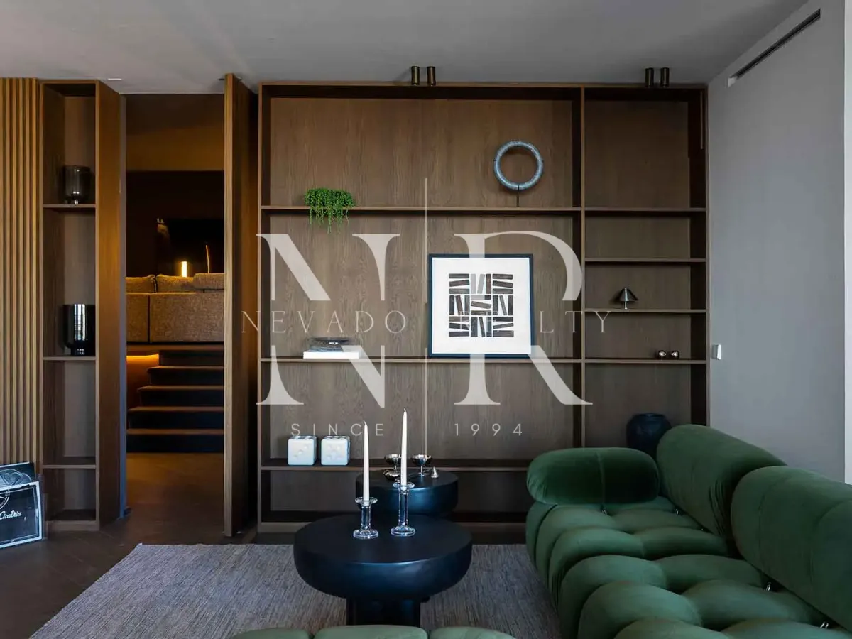 Penthouse in Les Belvederes urbanization with panoramic views for sale