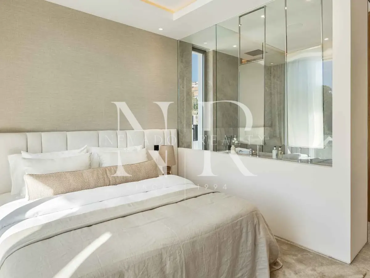 Frontline golf villa in Las Brisas with panoramic views for sale