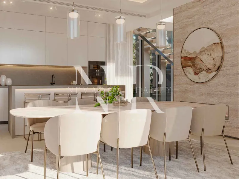 Villa in Nueva Andalucía under construction in closed urbanization for sale