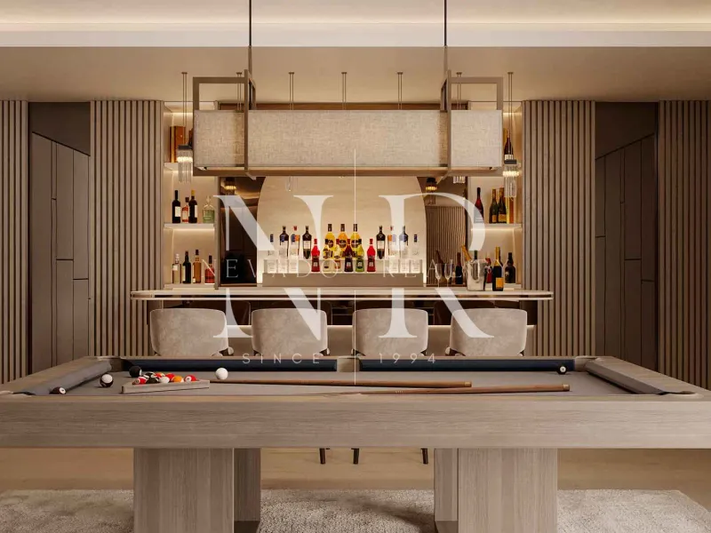 Villa in Nueva Andalucía under construction in closed urbanization for sale