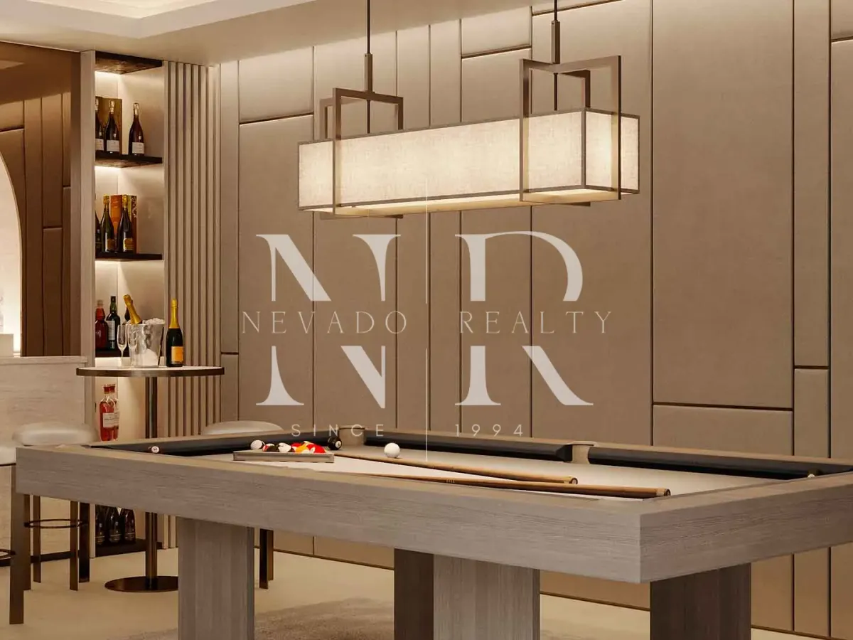 Villa in Nueva Andalucía under construction in closed urbanization for sale