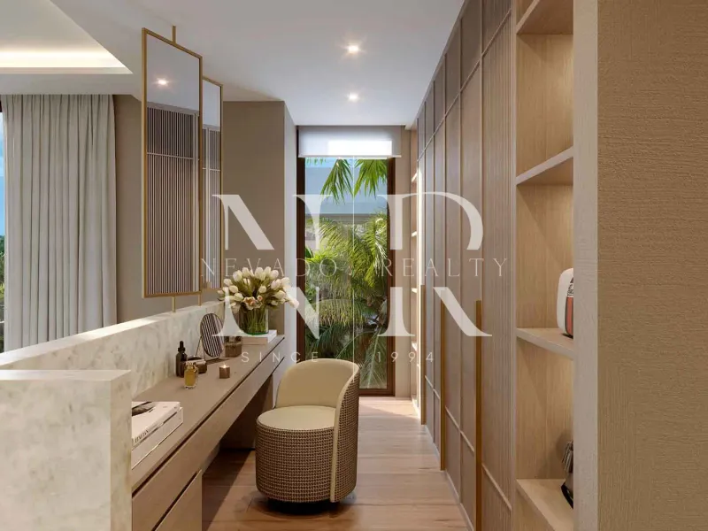 Villa in Nueva Andalucía under construction in a gated community for sale