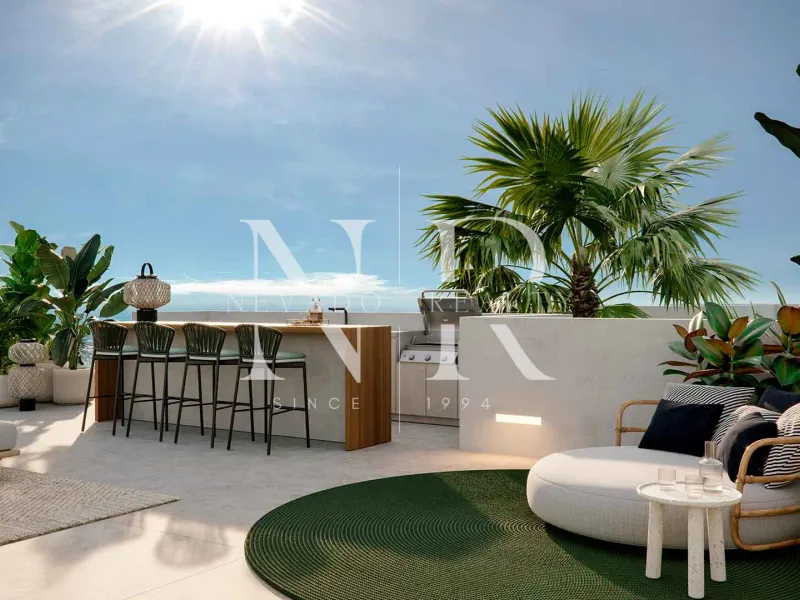 Villa in Nueva Andalucía under construction in a gated community for sale