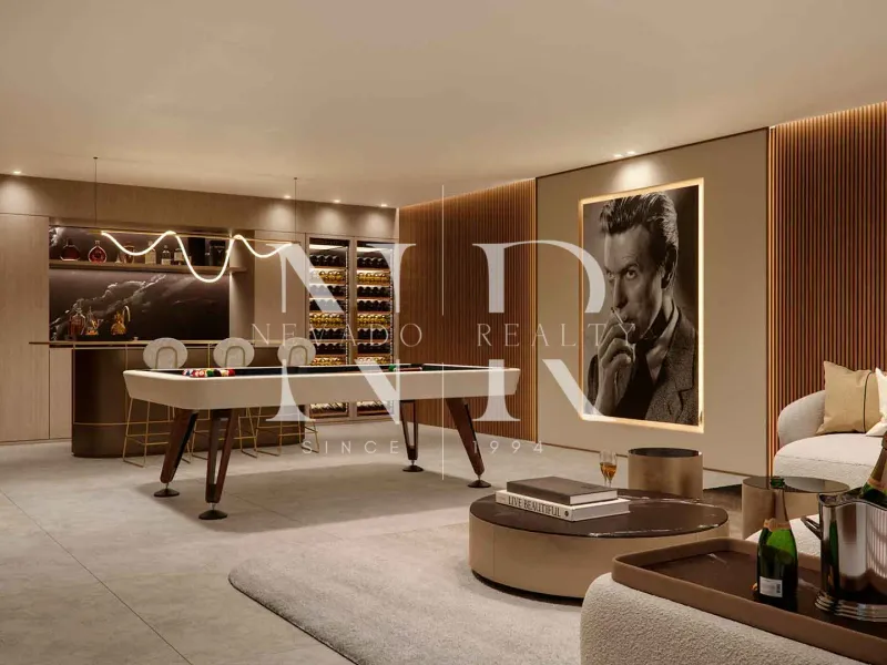 Villa in Nueva Andalucía under construction in a gated community for sale