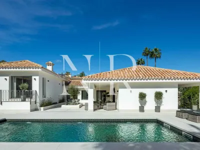 Villa in Nueva Andalucia in Las Brisas Golf with panoramic views for sale