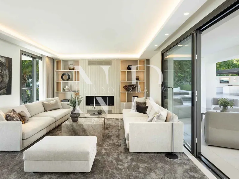 Villa in Nueva Andalucia in Las Brisas Golf with panoramic views for sale