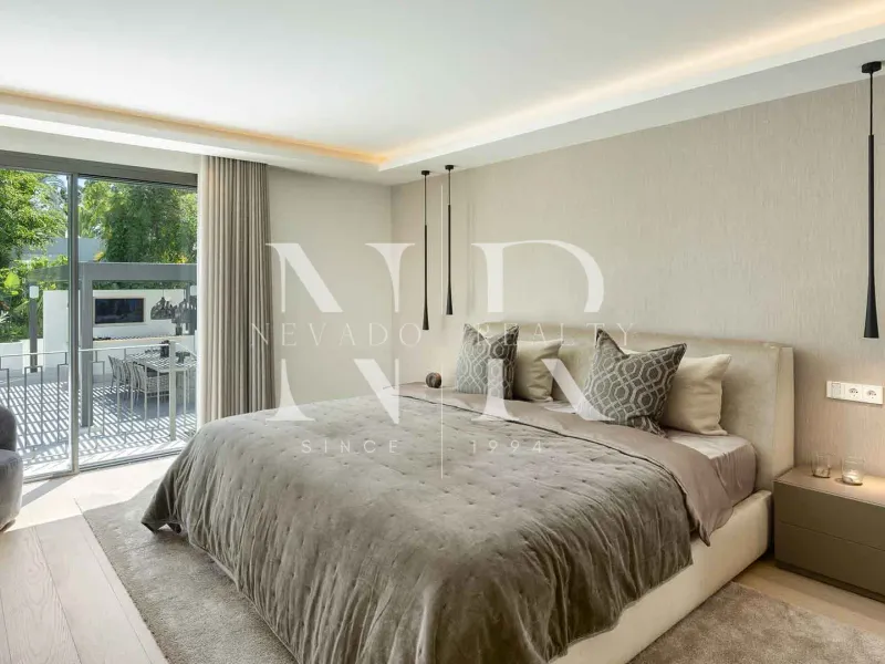 Villa in Nueva Andalucia in Las Brisas Golf with panoramic views for sale