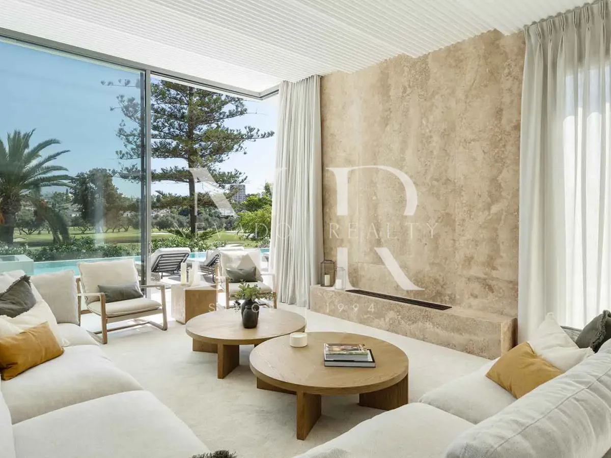 Frontline golf villa in Las Brisas Golf with panoramic views for sale